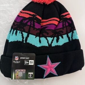 Rare Dallas cowboys beanie new with tags.